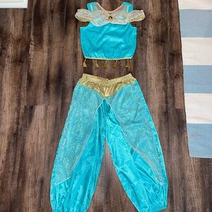 Princess Jasmine Halloween costume from the Disney Store size child’s XS / 4/5